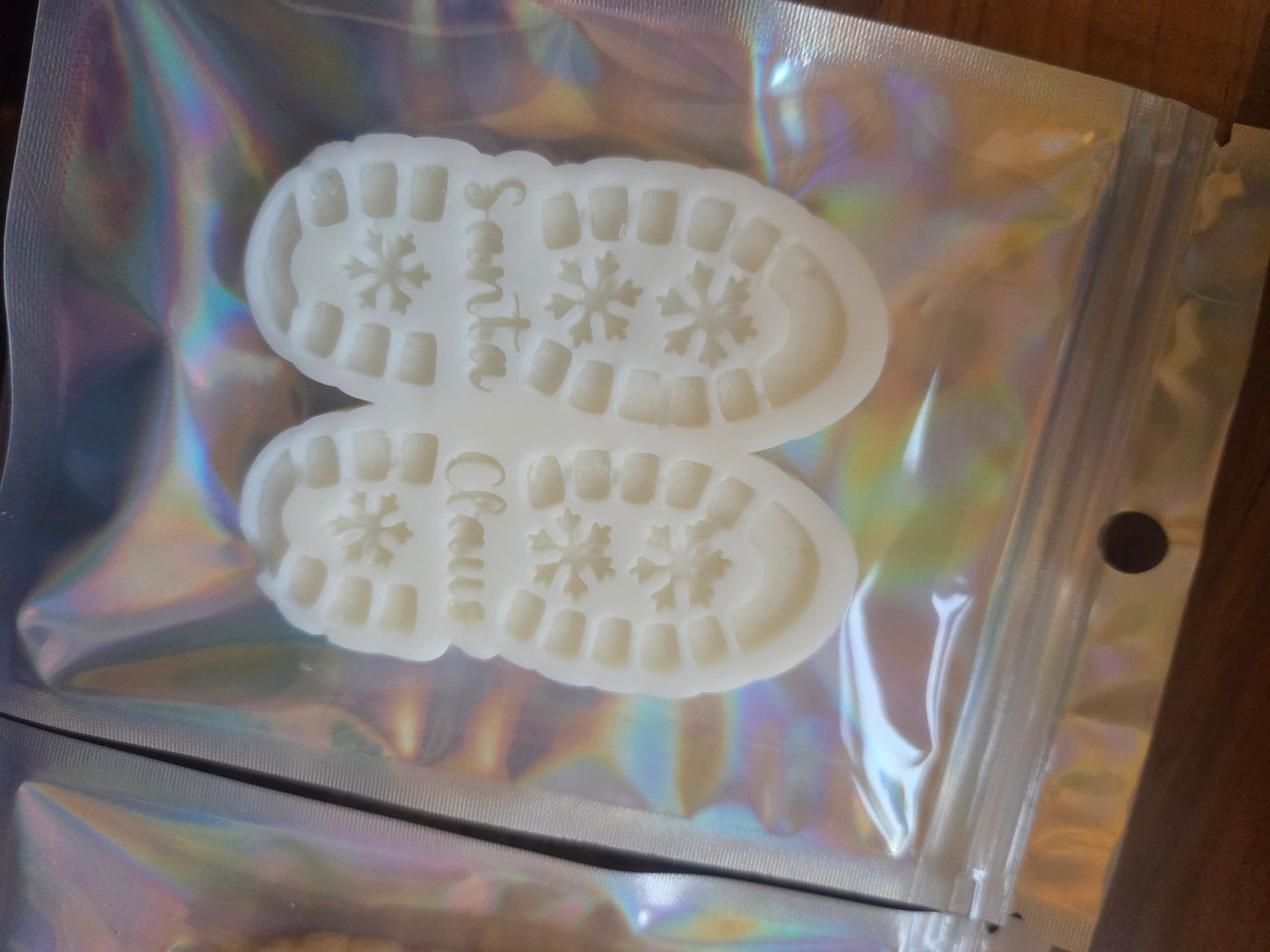 Santa's wax melt footprint (larger)